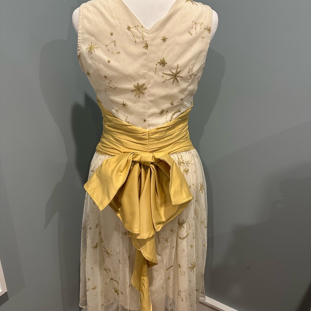 Retro-Stage Vintage ivory and gold/yellow  moon and stars dress - Picture 8 of 12